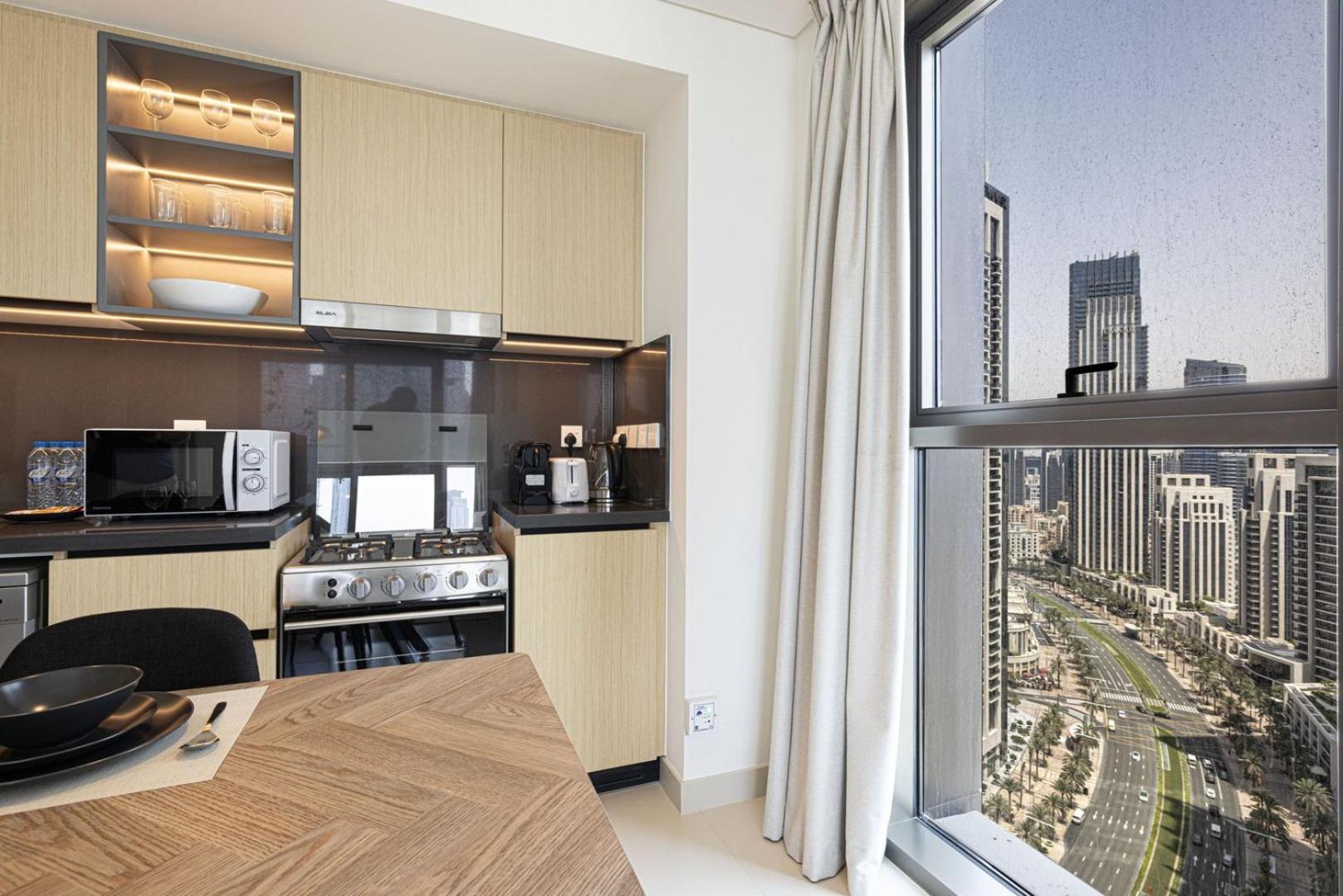 Luxe | 2br | Sea & View | 5 Min To Mall