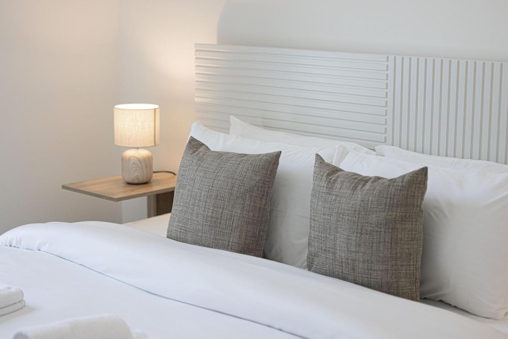 Luxe | 2br | Sea & View | 5 Min To Mall * Dubai