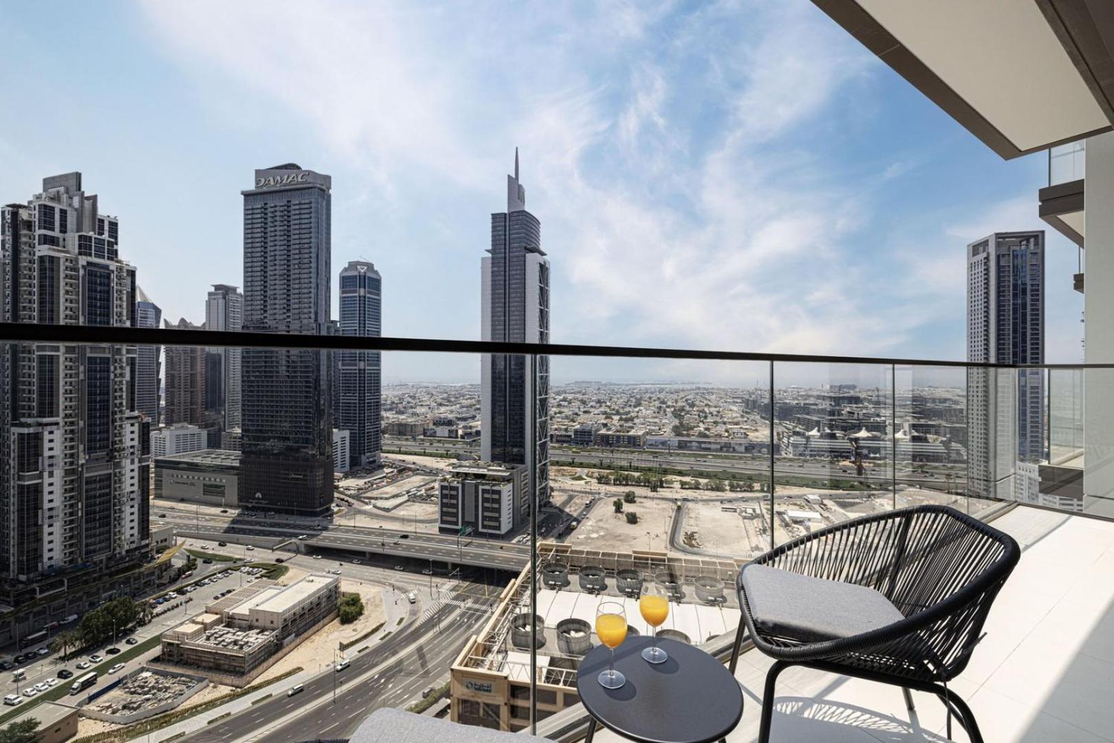 Luxe | 2br | Sea & View | 5 Min To Mall Apartment