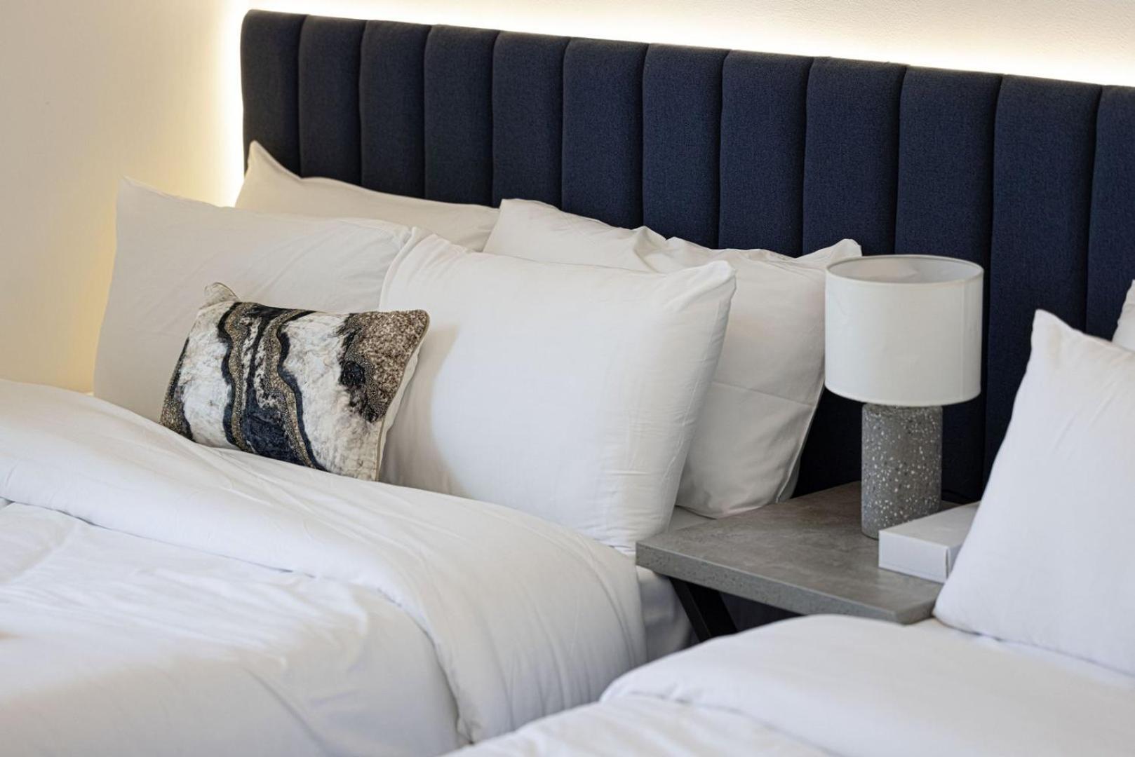 Luxe | 2br | Sea & View | 5 Min To Mall * Dubai