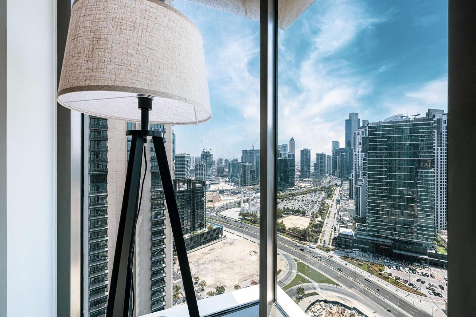 Luxe | 2br | Sea & View | 5 Min To Mall Apartment *